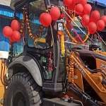 ಅಳಿಯನಿಗೆ ಬುಲ್ಡೋಜರ್ ಗಿಫ್ಟ್..